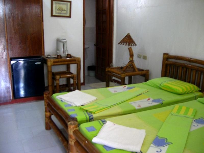 Marina Village Beach Resort Moalboal Ngoại thất bức ảnh